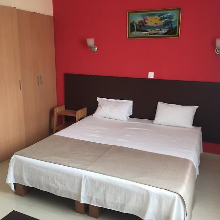 White Palace Hotel Antananarivo Esterno foto