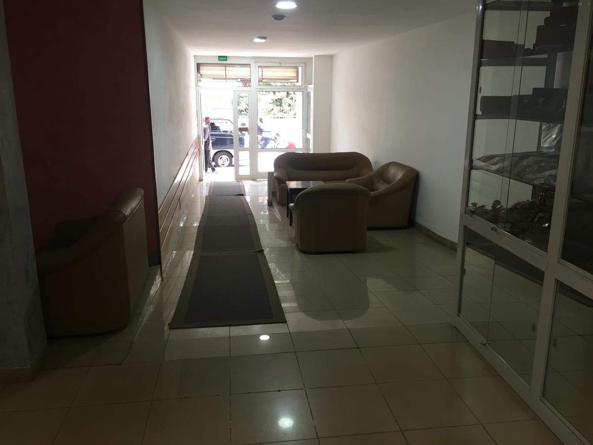 White Palace Hotel Antananarivo Esterno foto
